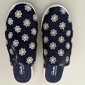 Clarks Cloudsteppers Daisy Floral Print‎ Mule Slip On Shoes Comfort